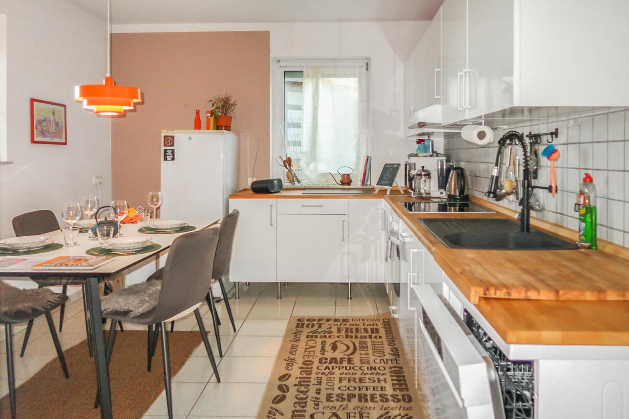 - Stilvolle In Lage Appartement *